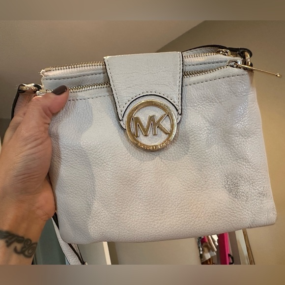 Michael Kors wallet crossbody bag - Picture 1 of 5